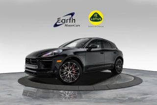 2023 PORSCHE MACAN S
