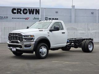2025 RAM 4500 REGULAR CAB & CHASSIS TRADESMAN W/168.5" WB CAB & CHASSIS 2D