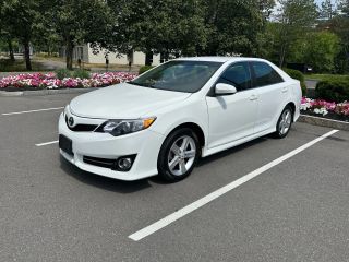 Image of 2012 TOYOTA CAMRY