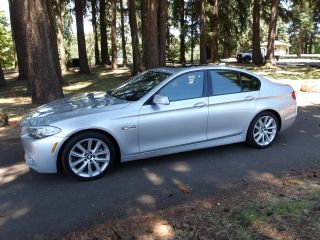 Image of 2011 BMW 5 SERIES