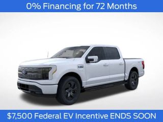 2025 FORD F150 LIGHTNING LARIAT PICKUP 4D 5 1/2 FT