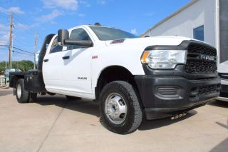 Image of 2022 RAM 3500 CREW CAB & CHASSIS