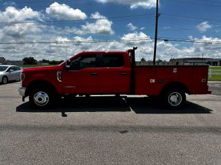 Image of 2019 FORD F350 SUPER DUTY CREW CAB