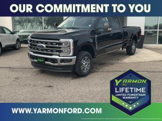 2025 FORD F350 SUPER DUTY CREW CAB LARIAT PICKUP 4D 6 3/4 FT