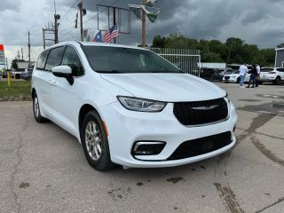 Image of 2023 CHRYSLER PACIFICA