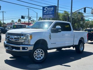 Image of 2017 FORD F250 SUPER DUTY CREW CAB