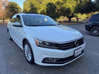 2017 VOLKSWAGEN PASSAT - Image