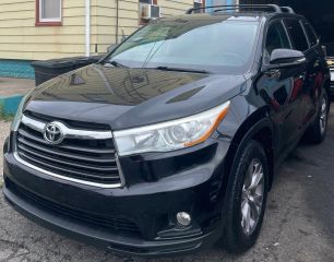 2015 TOYOTA HIGHLANDER LE PLUS