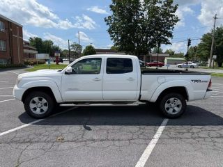 2015 TOYOTA TACOMA BASE