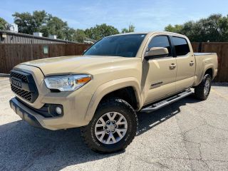 Image of 2018 TOYOTA TACOMA DOUBLE CAB SR5 PICKUP 4D 6 FT