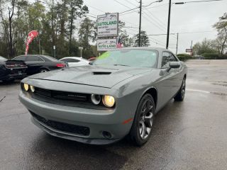 2017 DODGE CHALLENGER SXT