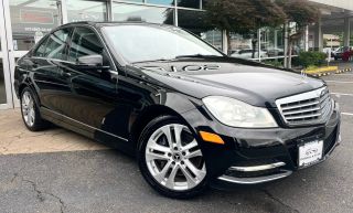 2013 MERCEDES-BENZ C-CLASS SEDAN V6, 3.5 LITER C 300 4MATIC LUXURY SEDAN 4D at Panda Autos - used cars for sale in Vienna, VA.