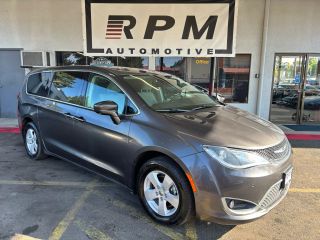 Image of 2019 CHRYSLER PACIFICA