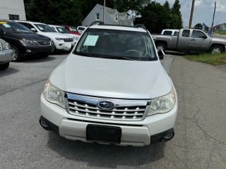 Image of 2011 SUBARU FORESTER