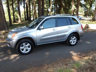 Image of 2005 TOYOTA RAV4