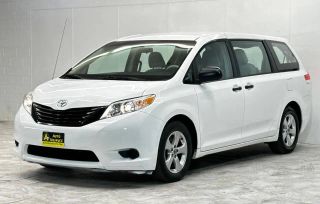 2013 TOYOTA SIENNA L