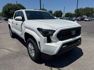 2025 TOYOTA TACOMA DOUBLE CAB SR5 PICKUP 4D 6 FT