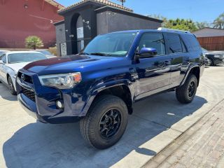 Image of 2015 TOYOTA 4RUNNER