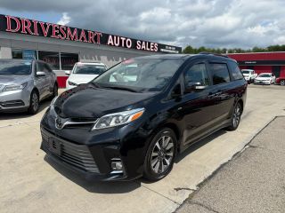 2018 TOYOTA SIENNA LIMITED PREMIUM