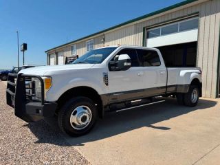 2017 FORD F350 LARIAT