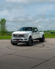 Image of 2024 FORD F450 SUPER DUTY CREW CAB