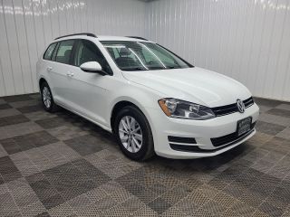 Image of 2017 VOLKSWAGEN GOLF SPORTWAGEN