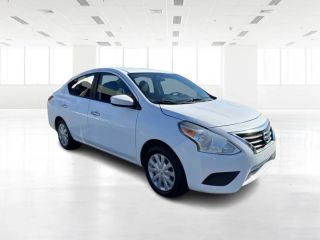 2017 NISSAN VERSA SV
