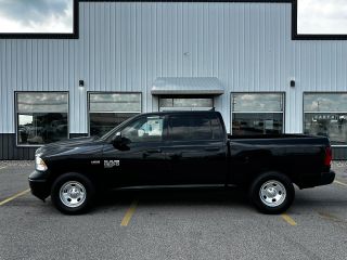 Image of 2024 RAM 1500 CLASSIC CREW CAB