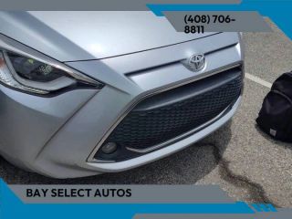 2020 TOYOTA YARIS XLE