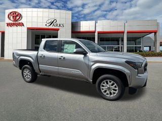 2025 TOYOTA TACOMA DOUBLE CAB SR5 PICKUP 4D 5 FT