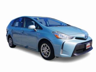 2015 TOYOTA PRIUS V FOUR