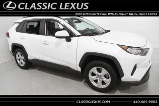 2020 TOYOTA RAV4 XLE