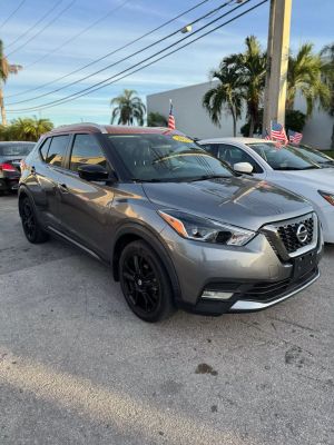 2020 NISSAN KICKS SR