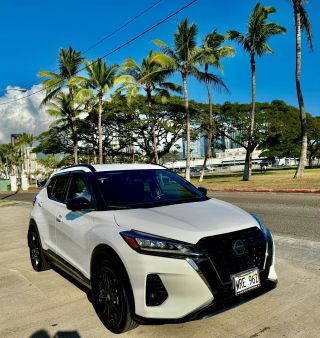 2021 NISSAN KICKS SR