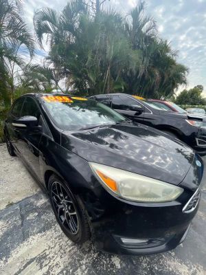 2015 FORD FOCUS SE