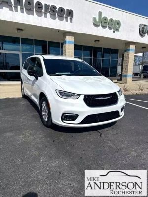 2025 CHRYSLER PACIFICA SELECT VAN 4D