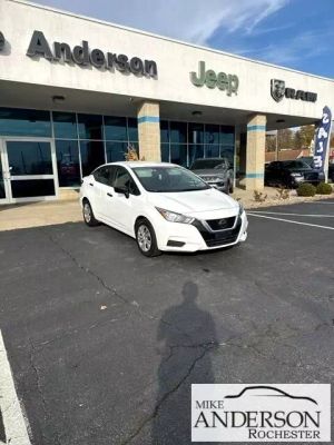2021 NISSAN VERSA S