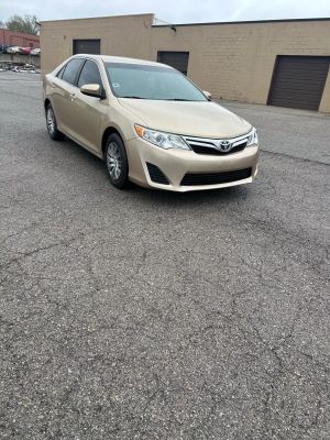 2012 TOYOTA CAMRY L