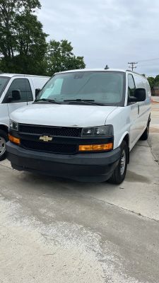 2019 CHEVROLET EXPRESS 3500 BASE