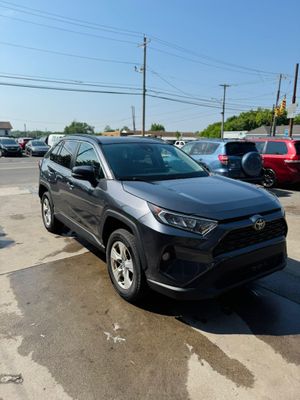 2019 TOYOTA RAV4 XLE