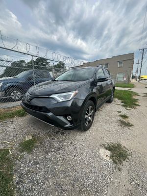 2017 TOYOTA RAV4 XLE