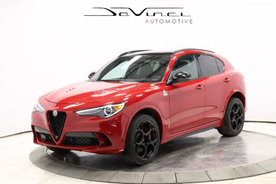 2022 Alfa Romeo Stelvio - Image 1