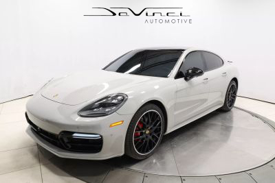 2017 Porsche Panamera - Image 1