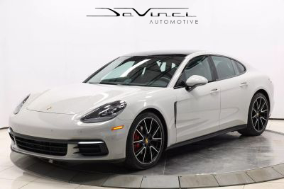 2018 Porsche Panamera - Image 1