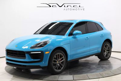 2022 Porsche Macan - Image 1