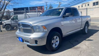 2015 RAM 1500 QUAD CAB PICKUP SILVER AUTOMATIC - Auto Spot