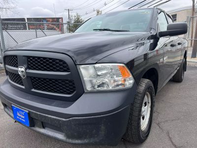 2014 RAM 1500 QUAD CAB PICKUP BLACK AUTOMATIC - Auto Spot