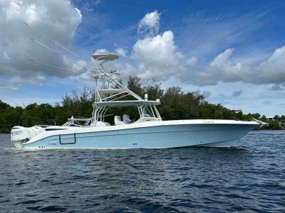 2012 HYDRA SPORTS 42' 4200 SF - -