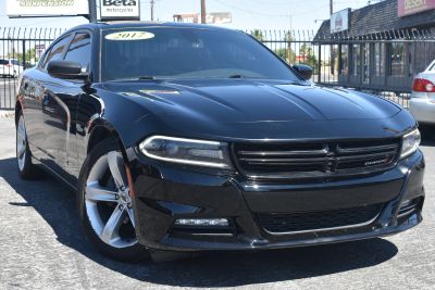2017 Dodge Charger - Image 1
