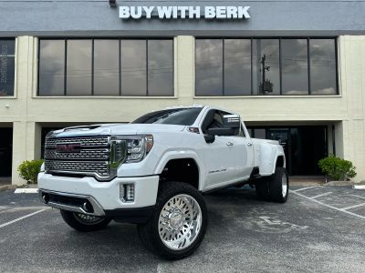 2020 GMC SIERRA 3500 HD CREW CAB PICKUP V8, TURBO DIESEL, 6.6 LITER DENALI PICKUP 4D 8 FT